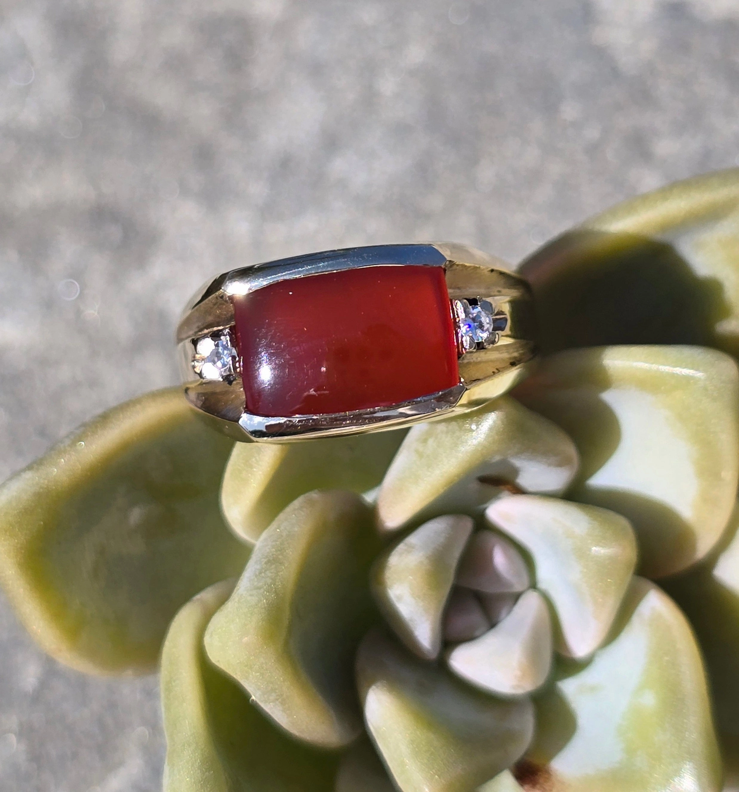 10k gold estate carnelian and diamond ring