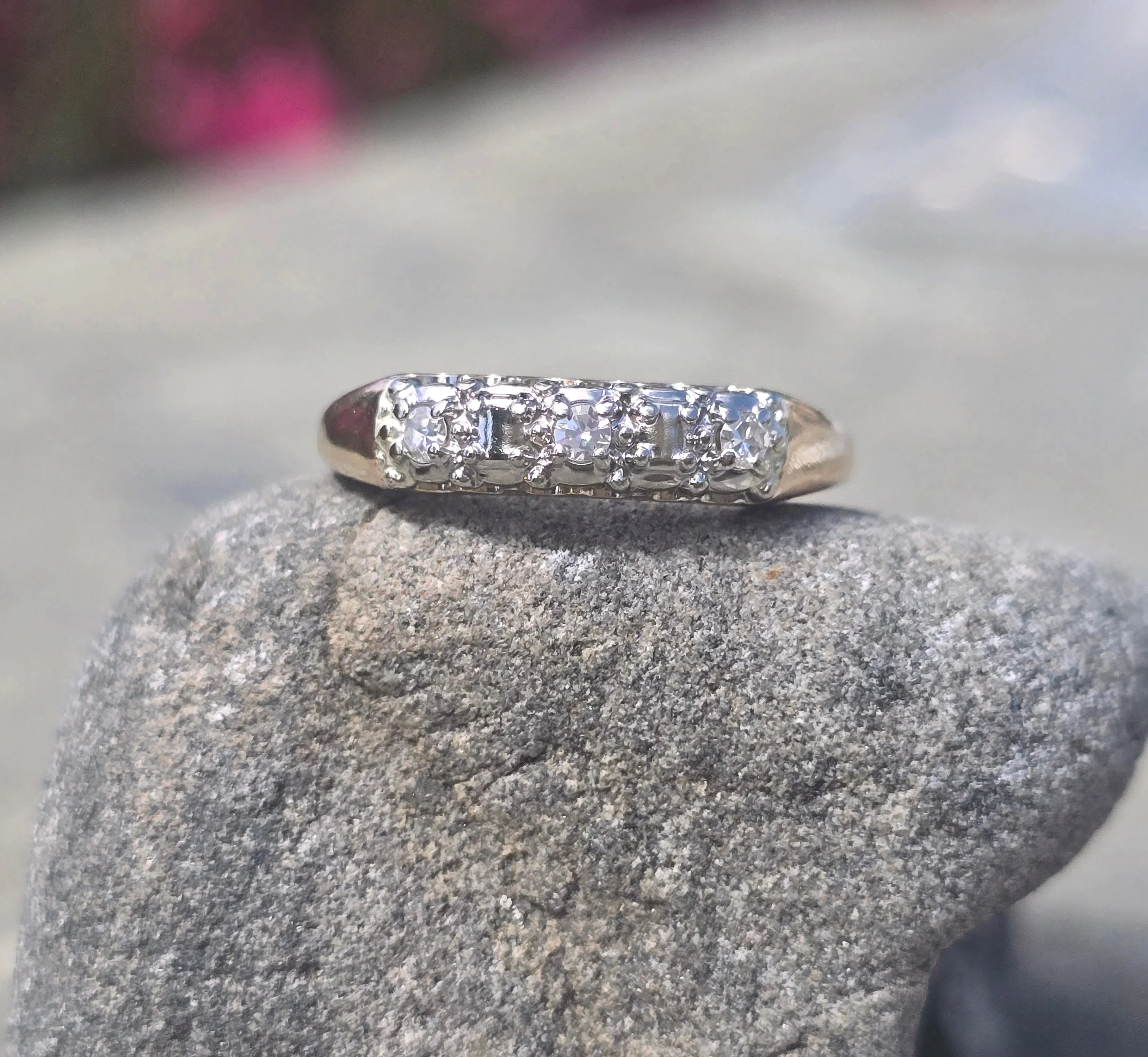 14k gold two-tone 3 diamond estate wedding stackable band