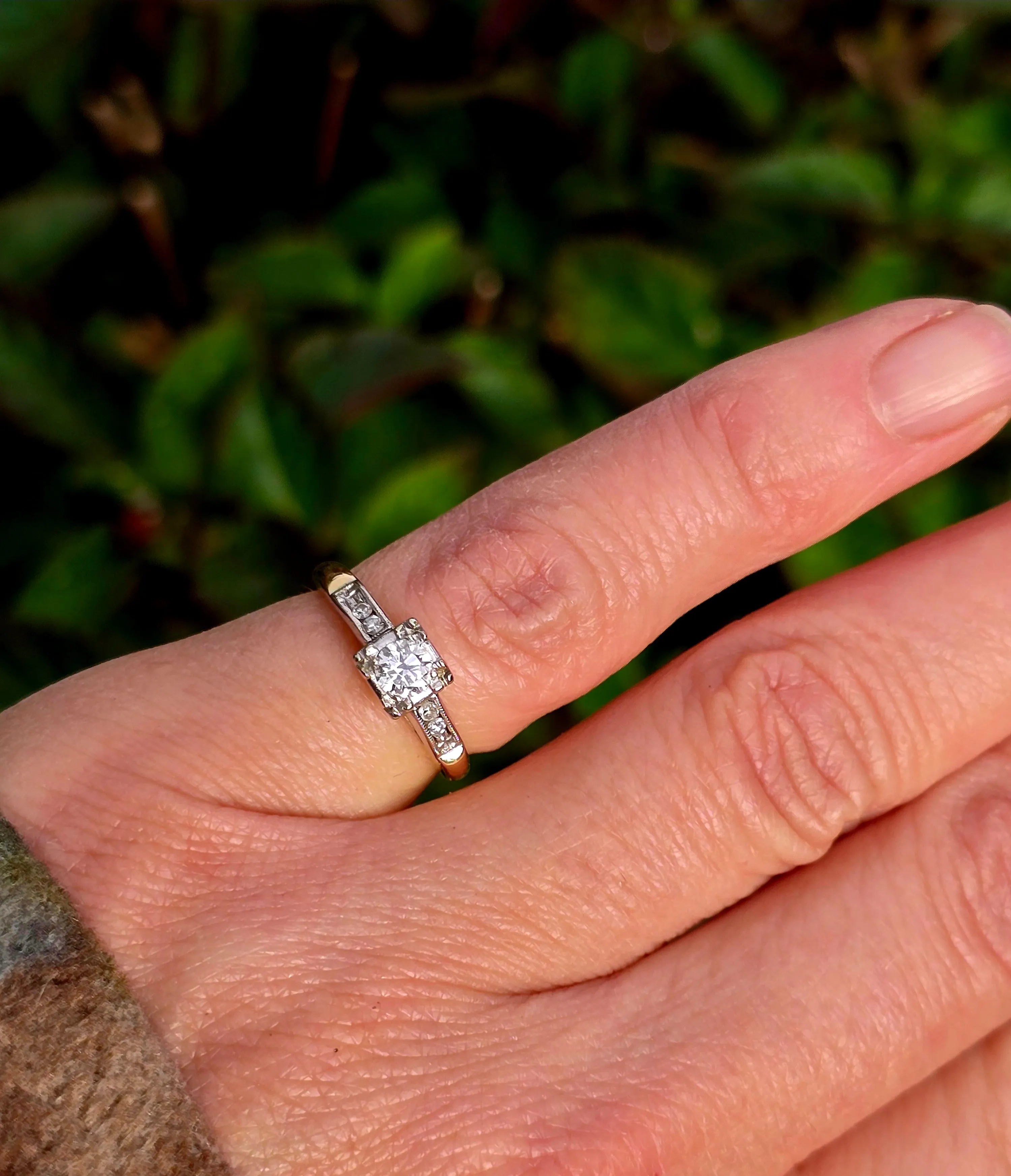 14k gold two tone diamond antique estate engagement  ring - apx .25ct tw