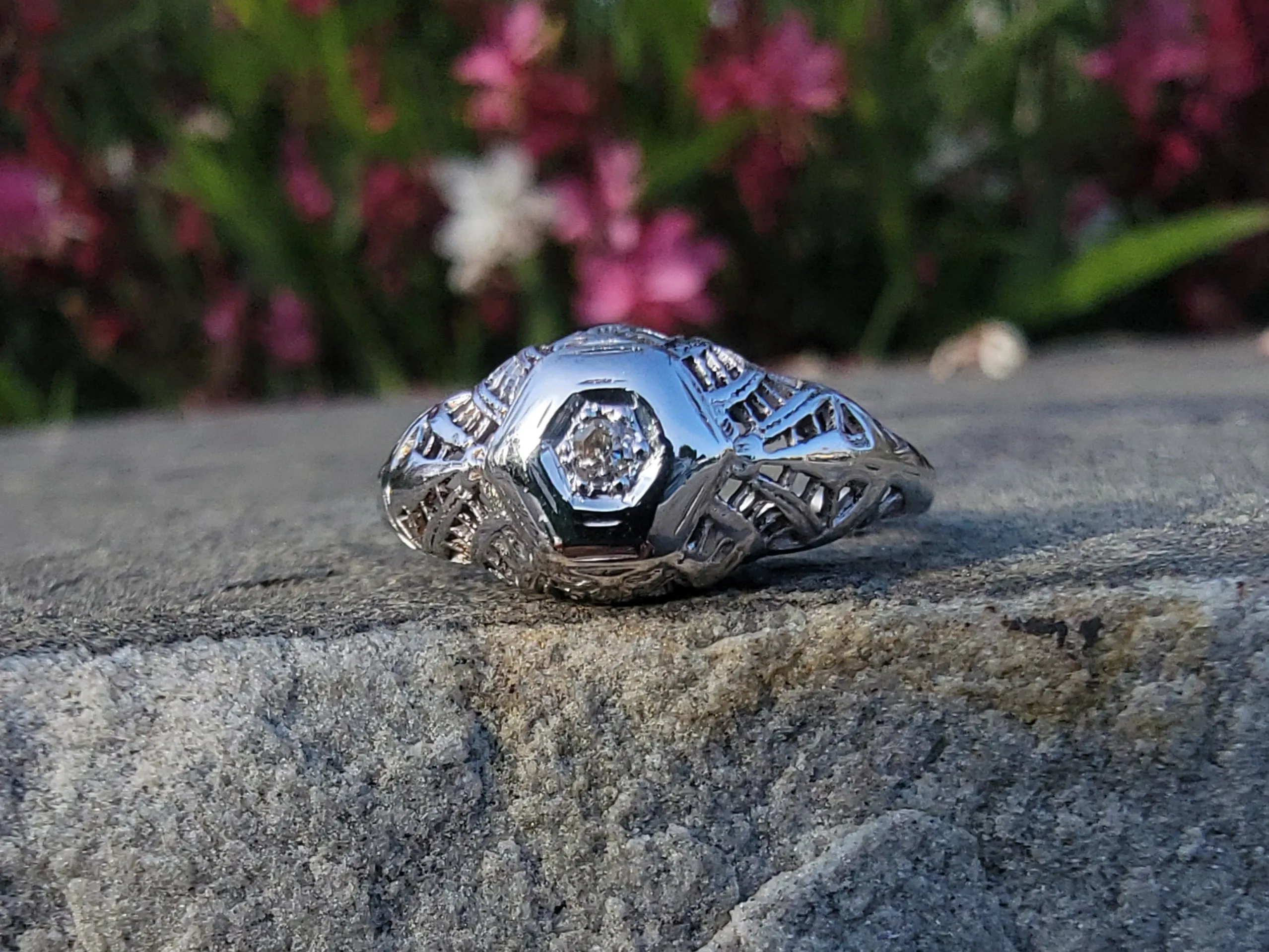 14k gold white gold c.1920's filigree diamond ring