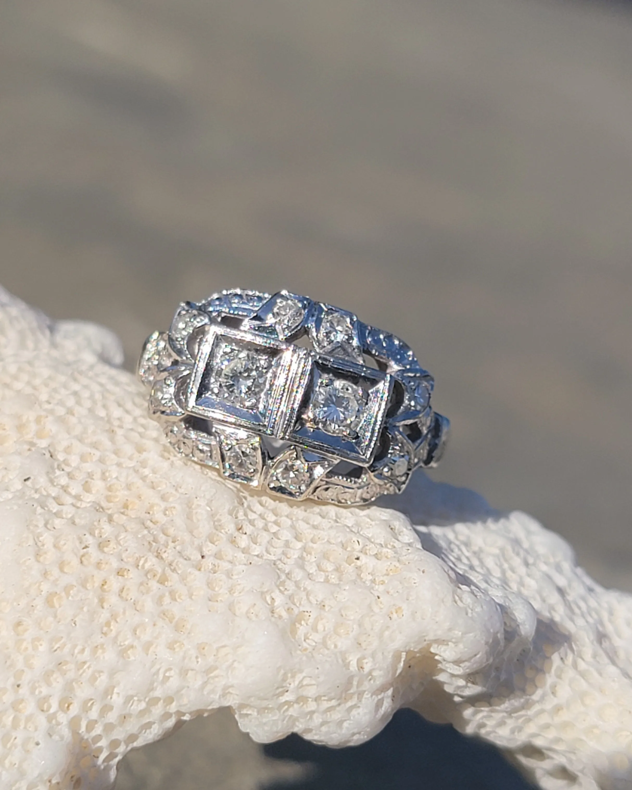 14k gold white gold c.1930's - 1940's Deco antique diamond ring