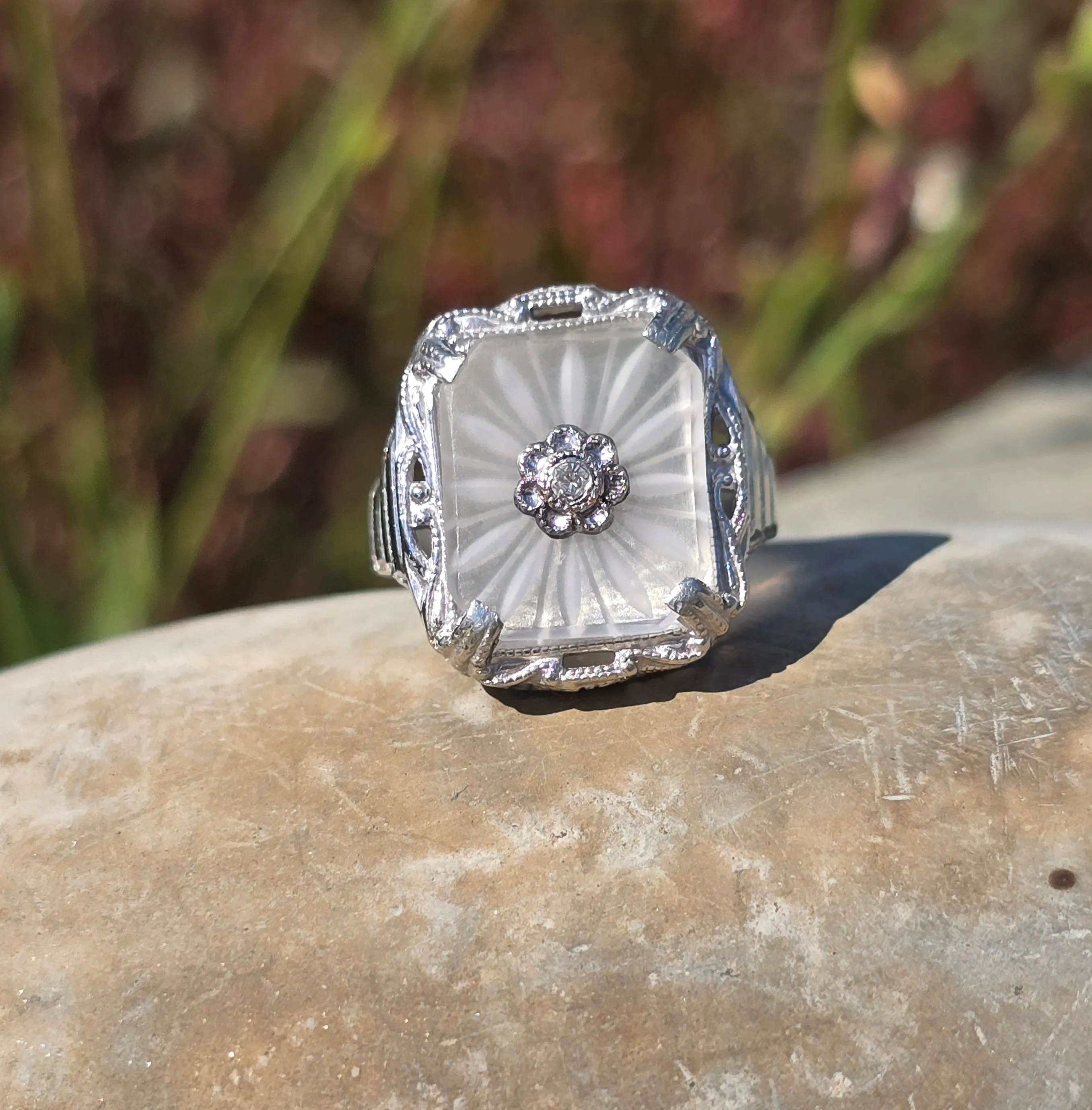 14k white gold Deco c.1920's filigree etched camphor and diamond antique ring