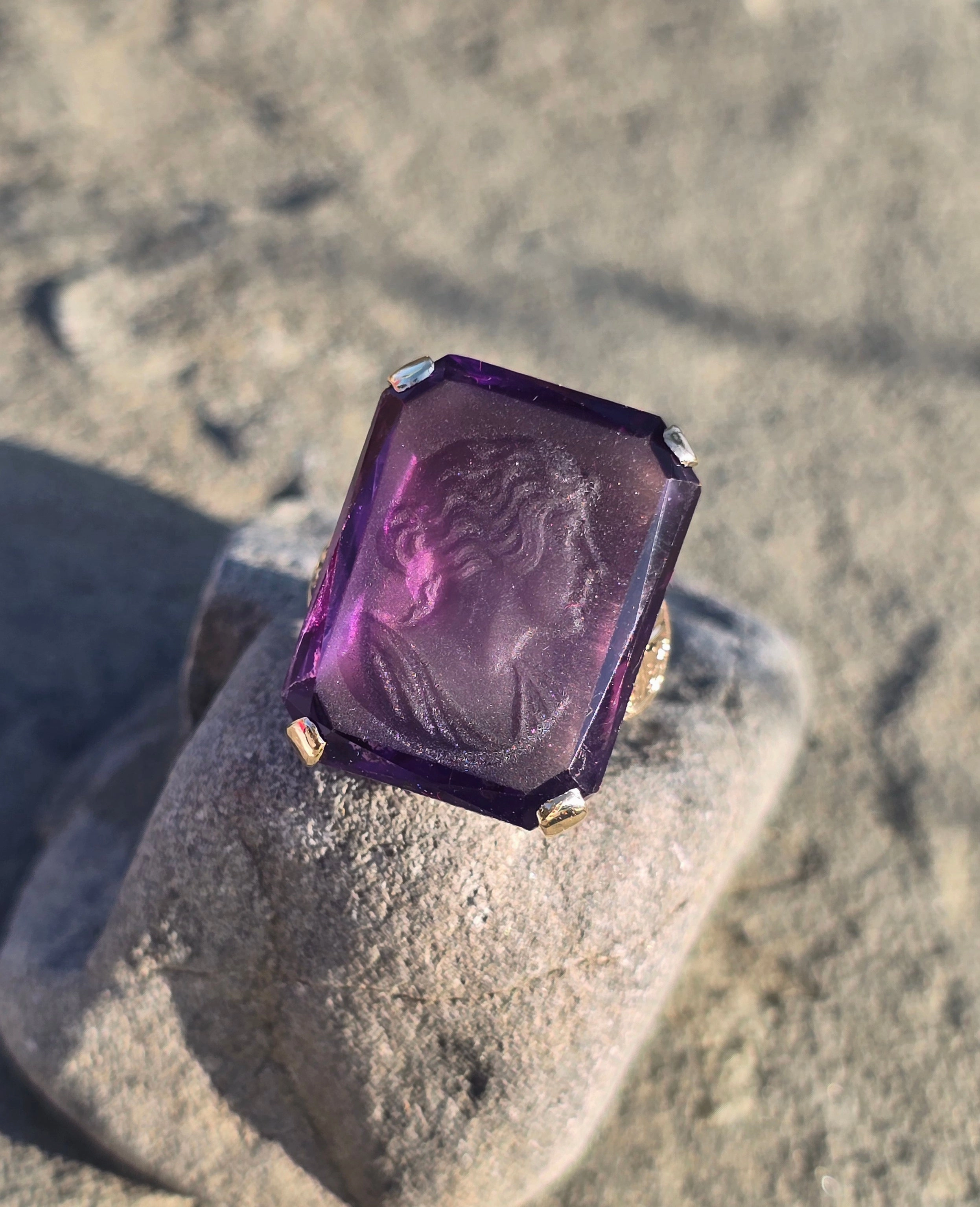 14k gold carved amethyst cameo antique ring