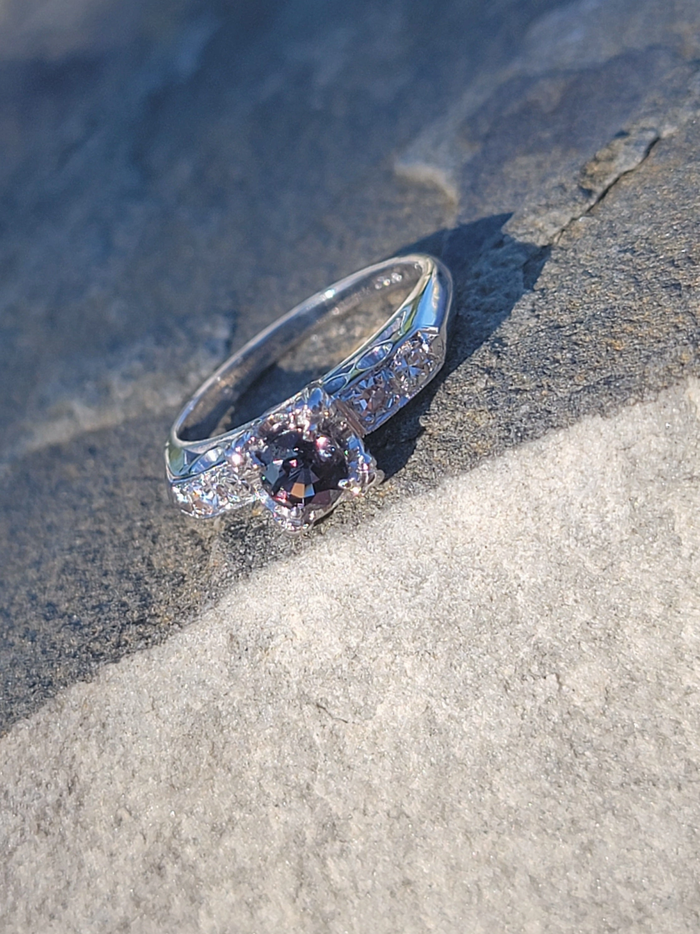 14k white gold color changing sapphire & diamond estate ring
