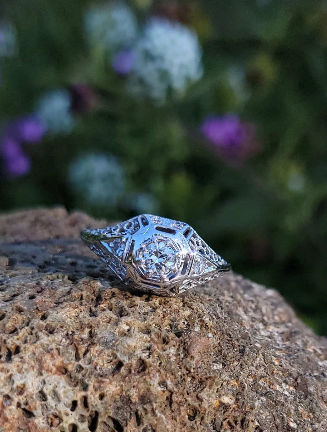 18k gold white gold c.1920's filigree diamond ring - apx .33ct tw