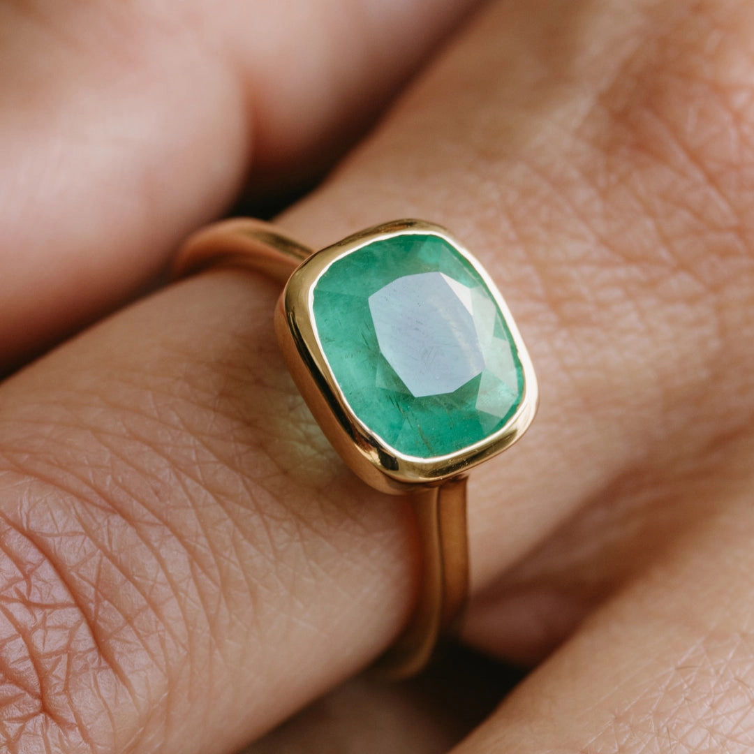 2.87ct Emerald Bezel Ring