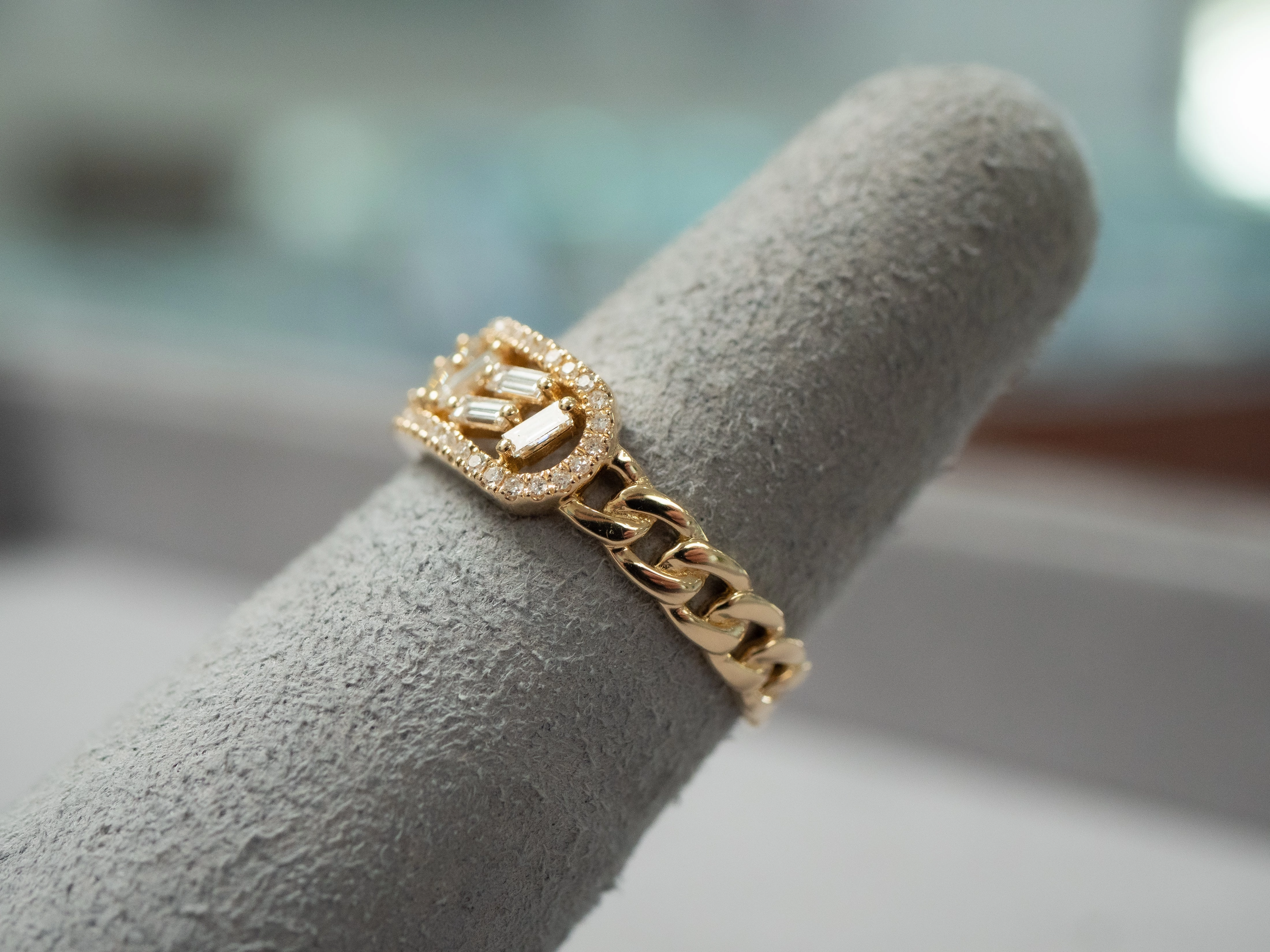 Baguette Scatter Ring