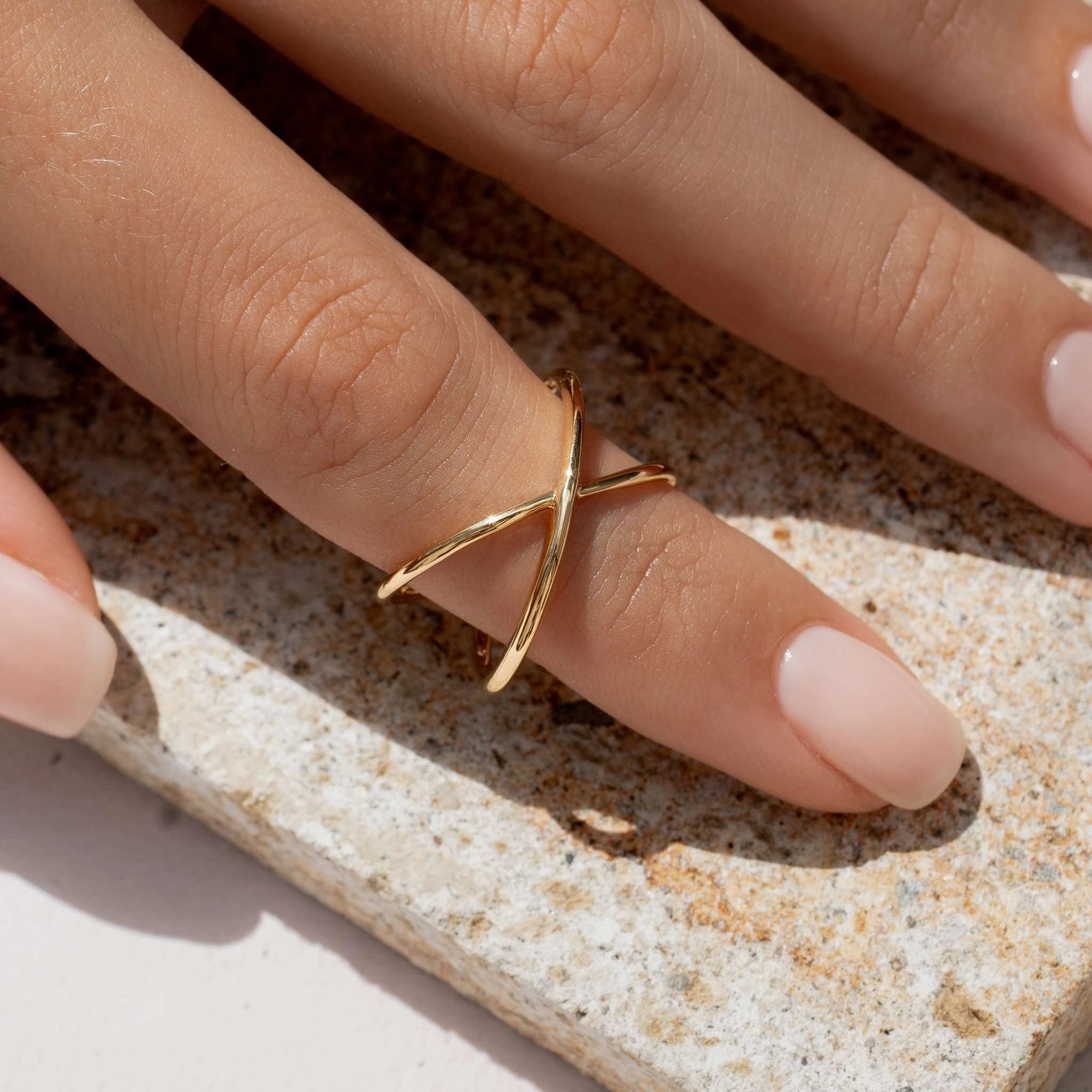 Criss Cross Ring - Anina