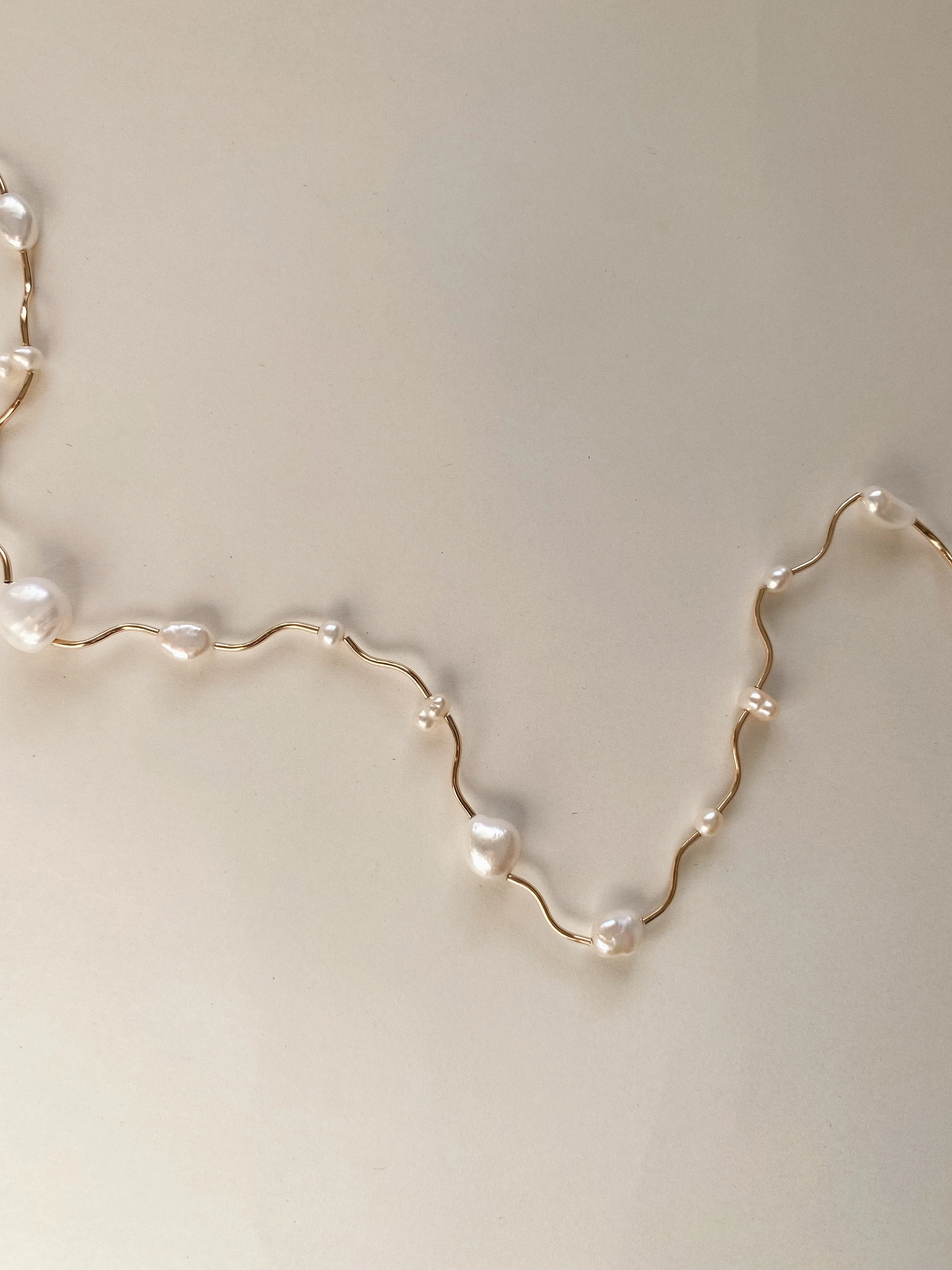 Current Necklace- Pearl