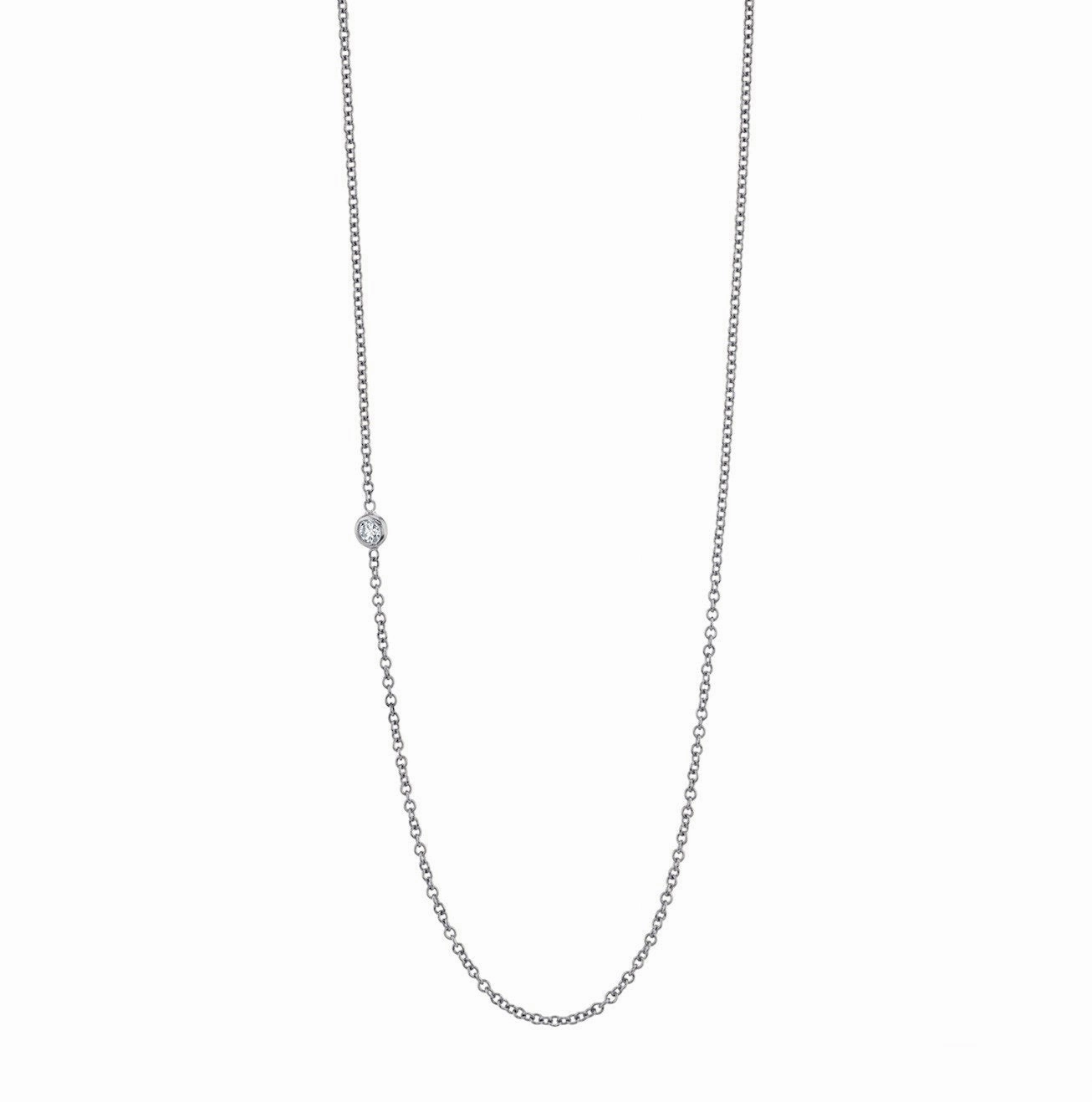 DIAMOND KISS NECKLACE