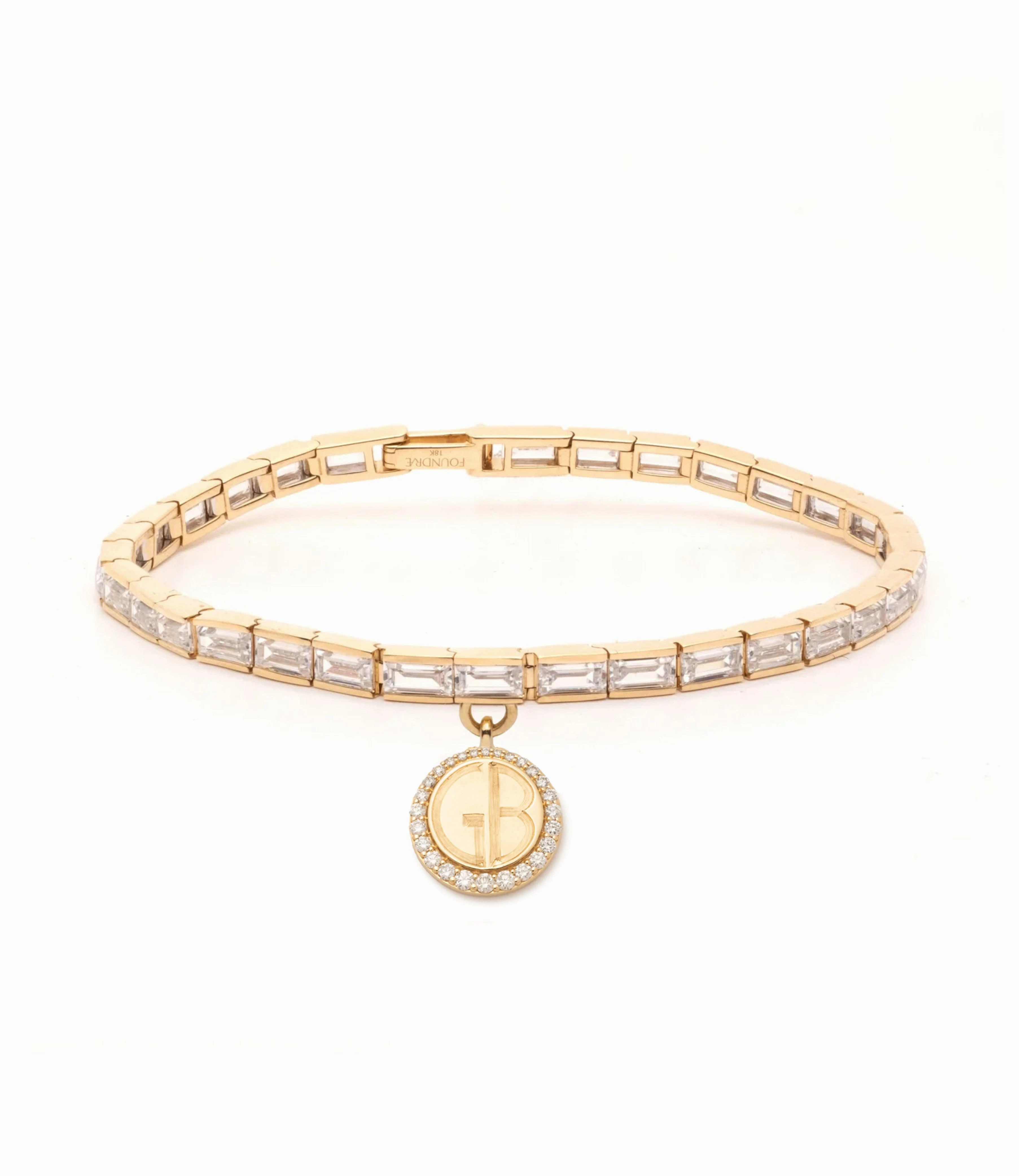 Engravable Bracelet : in Yellow Gold with Baguette Diamonds