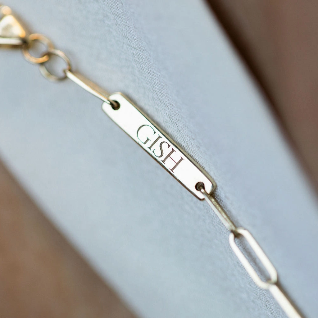 ENGRAVED BAR NECKLACE