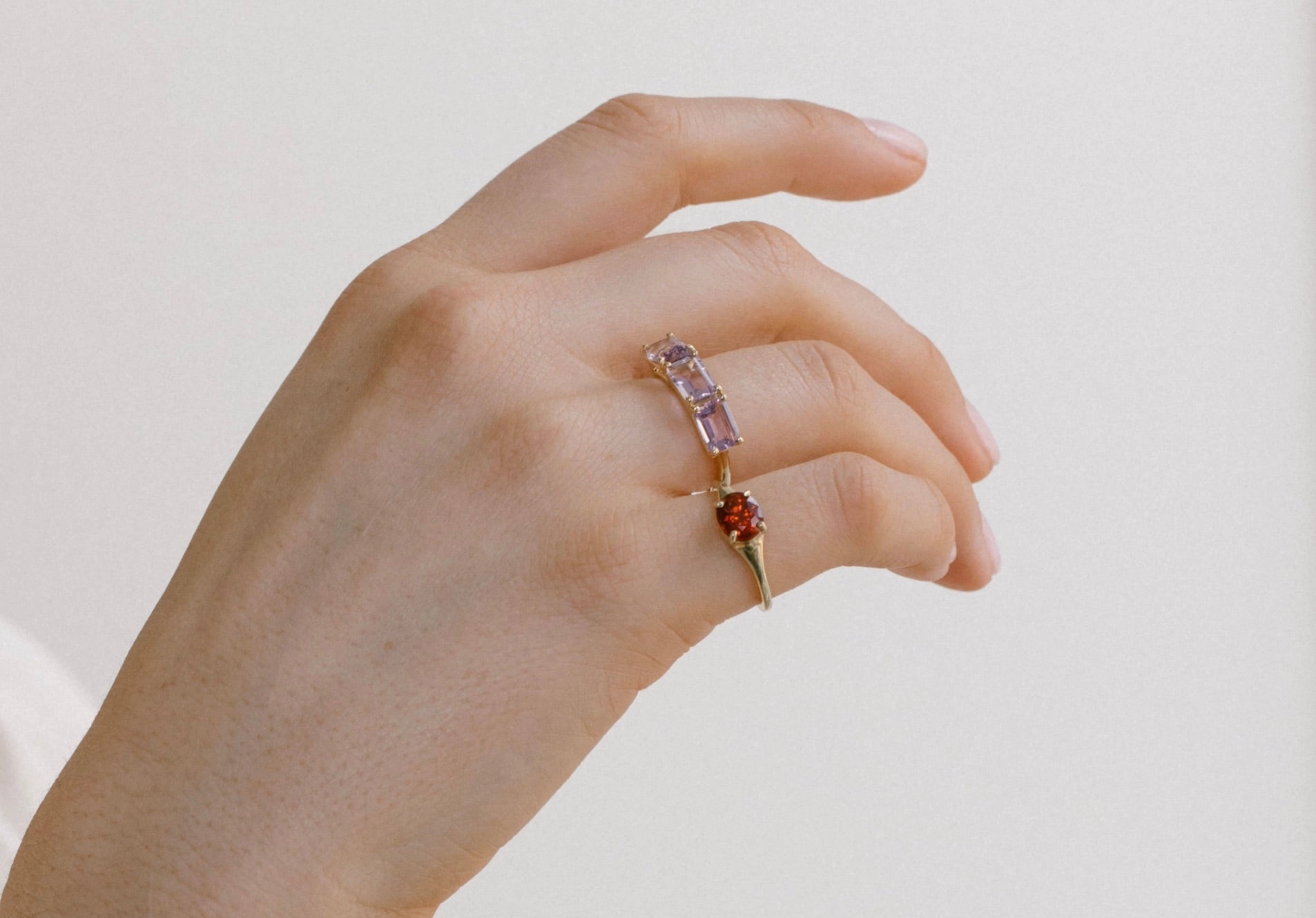 GARNET SIMONE BIRTHSTONE RING