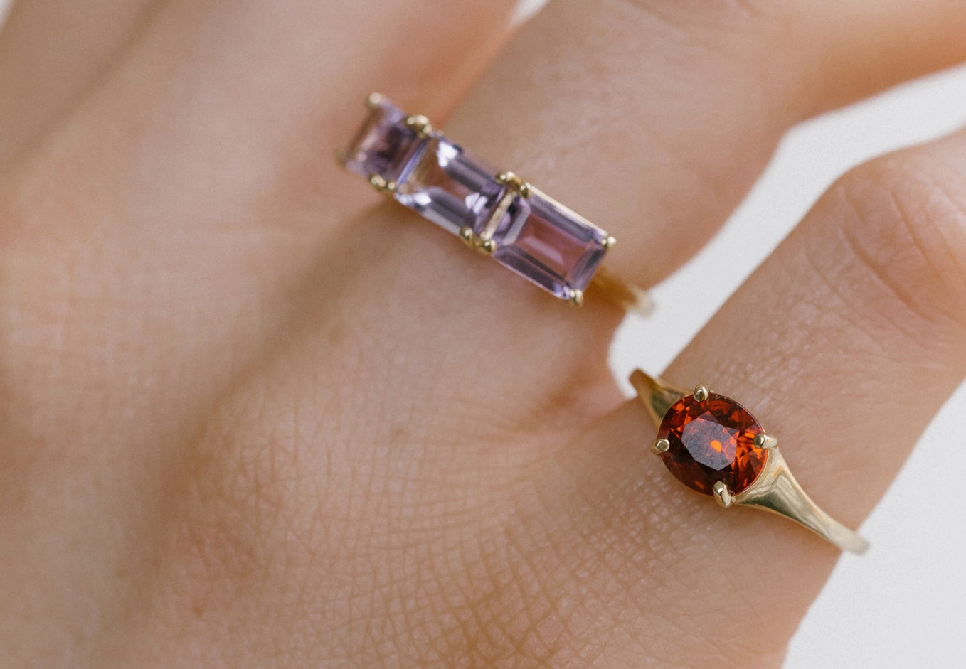 GARNET SIMONE BIRTHSTONE RING