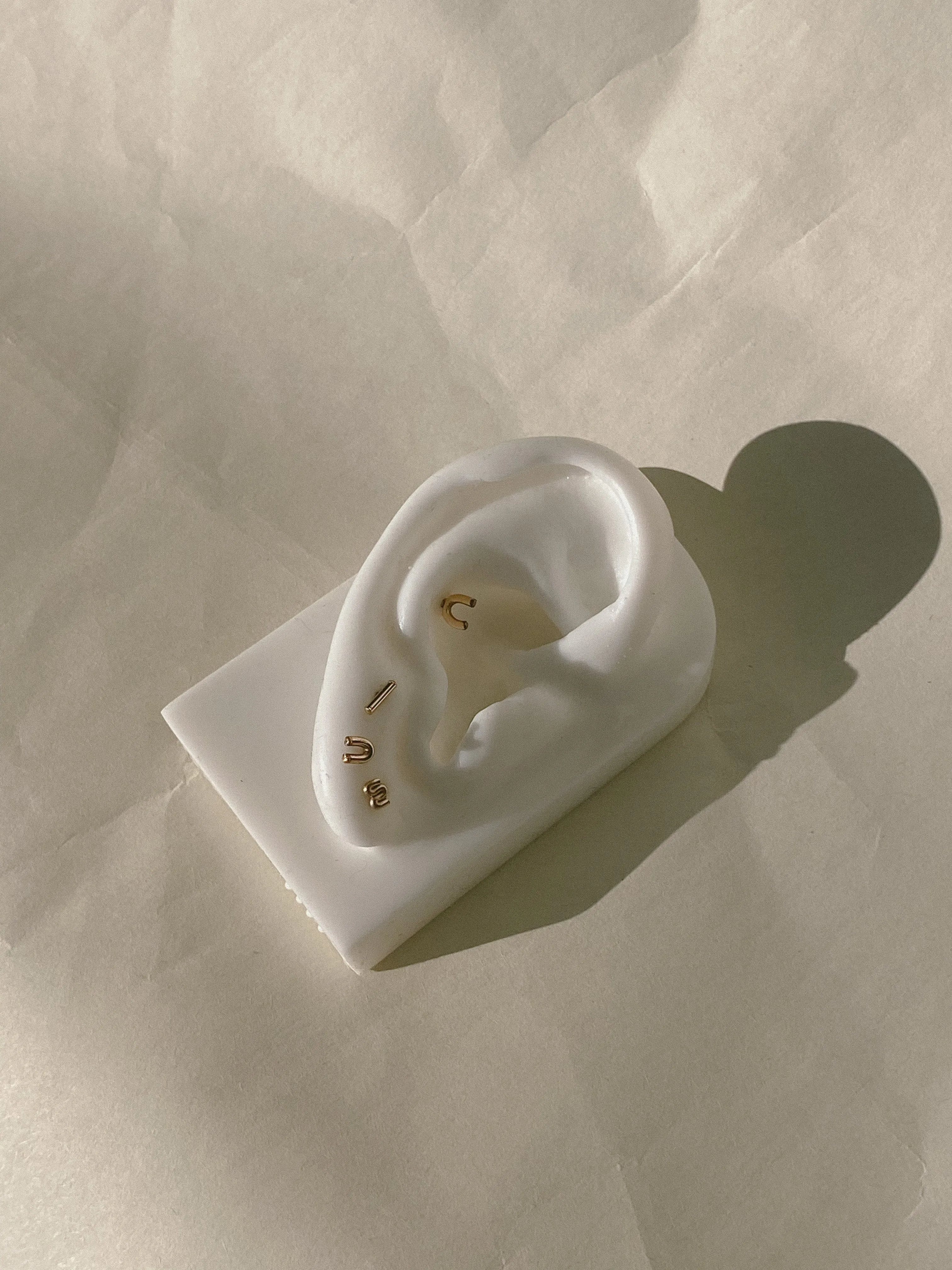 Horseshoe Stud