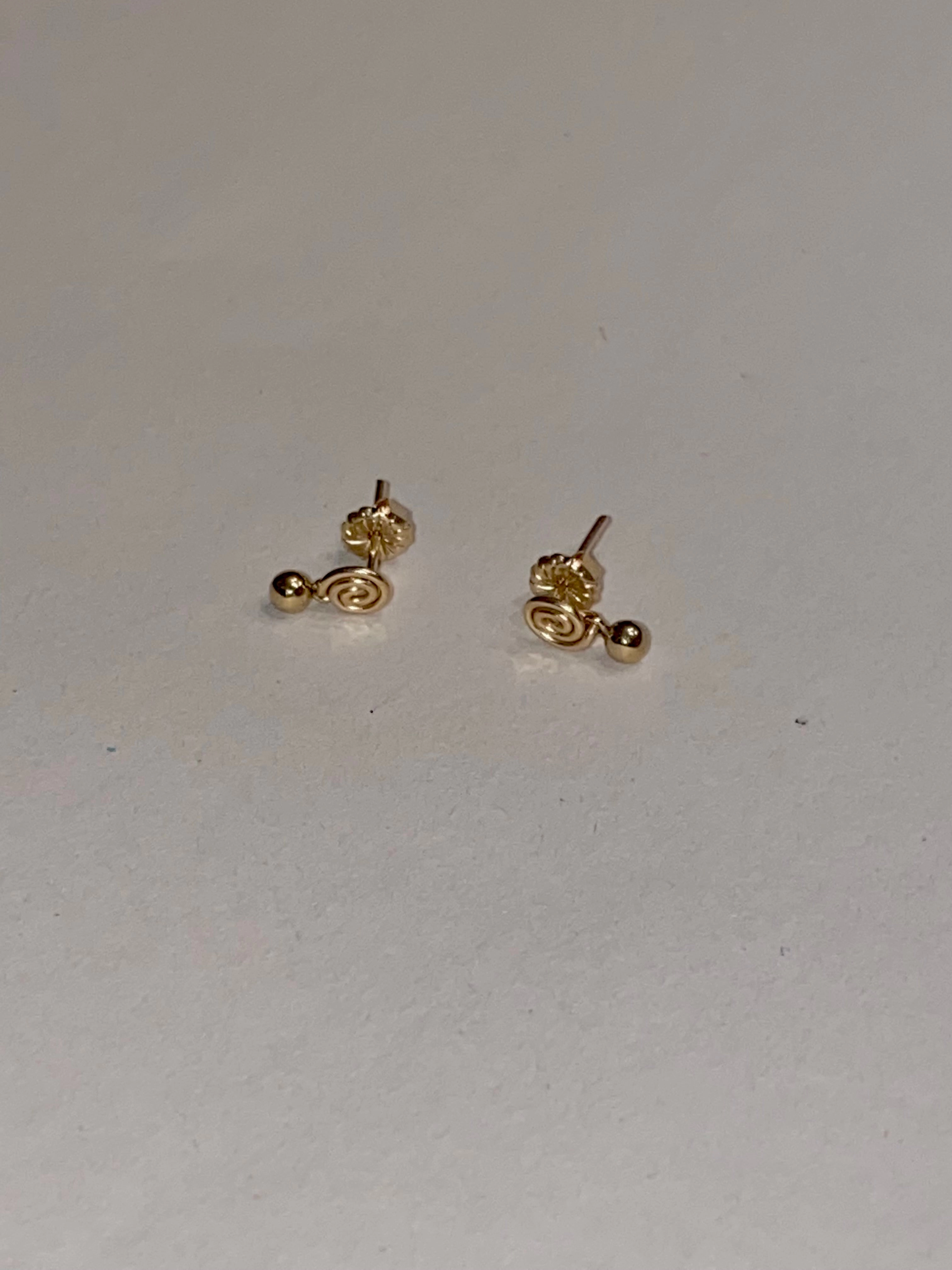 Inward Earrings- Sphere