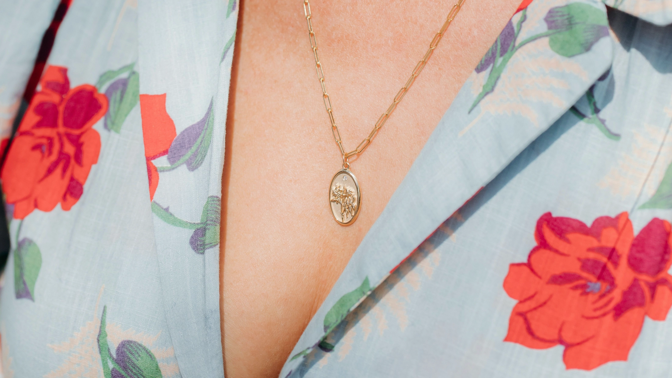 JASMINE FLOWER CHARM
