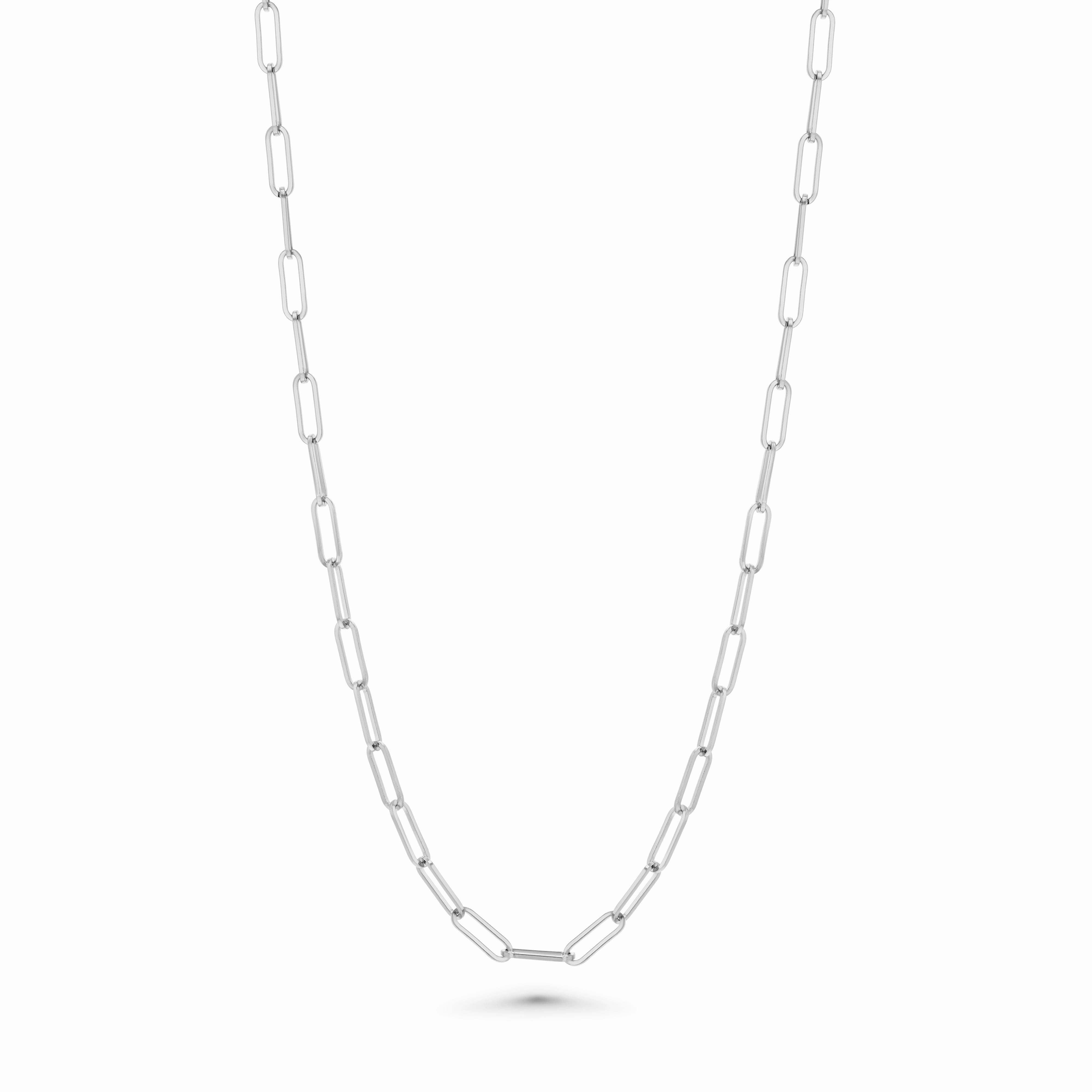LARGE STAPLE CHAIN NECKLACE