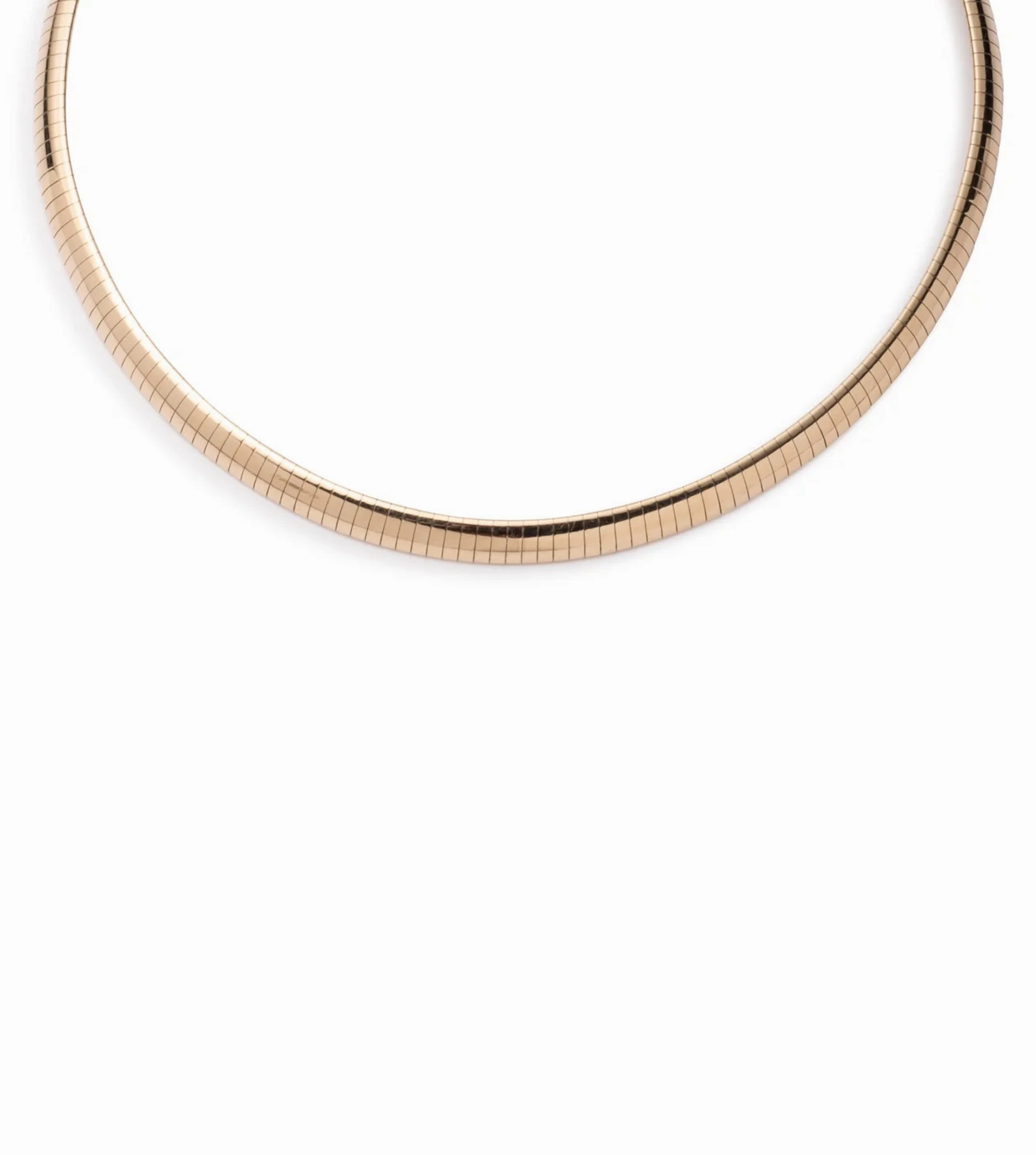 Medium Sleek Collar Necklace