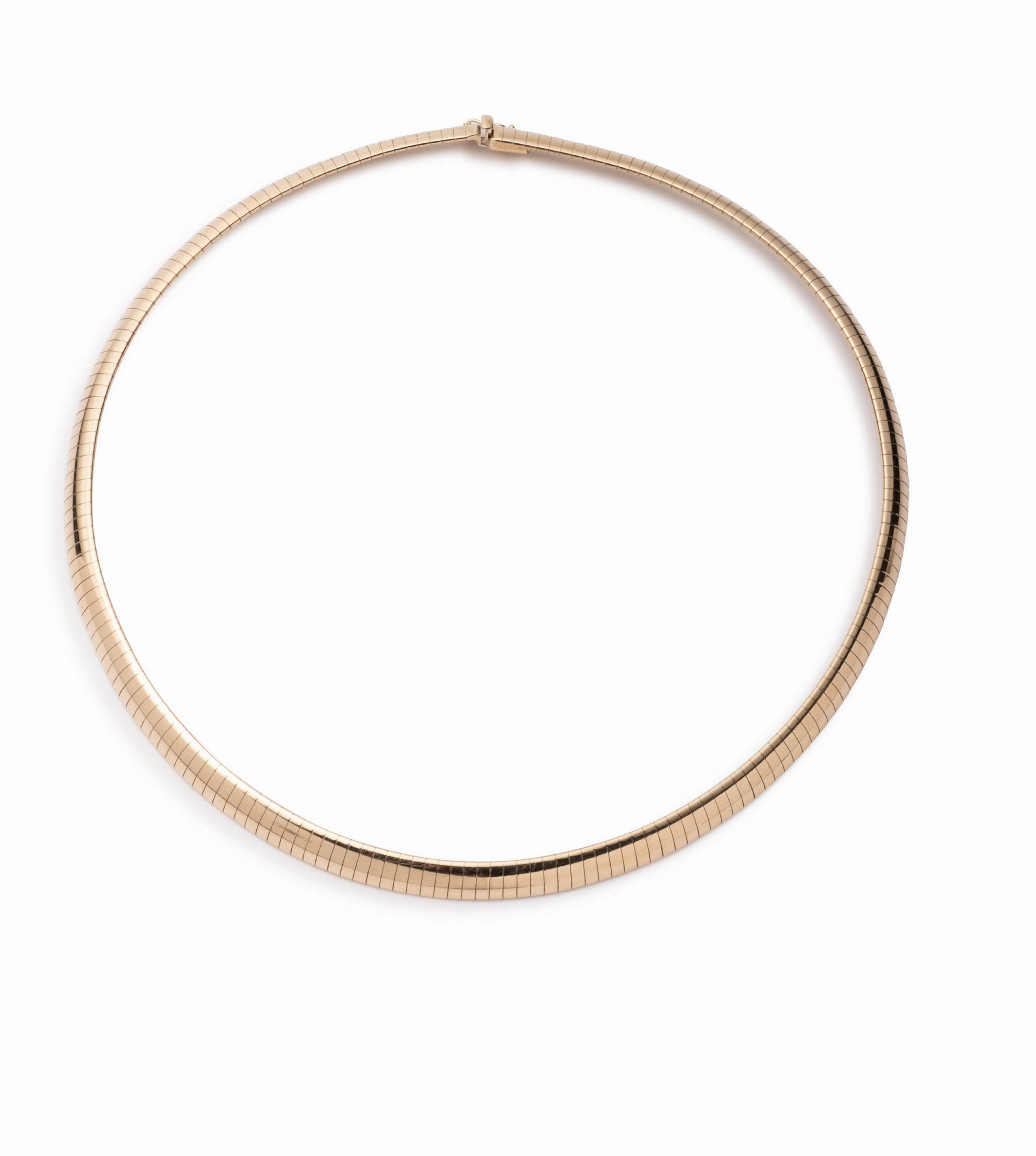 Medium Sleek Collar Necklace