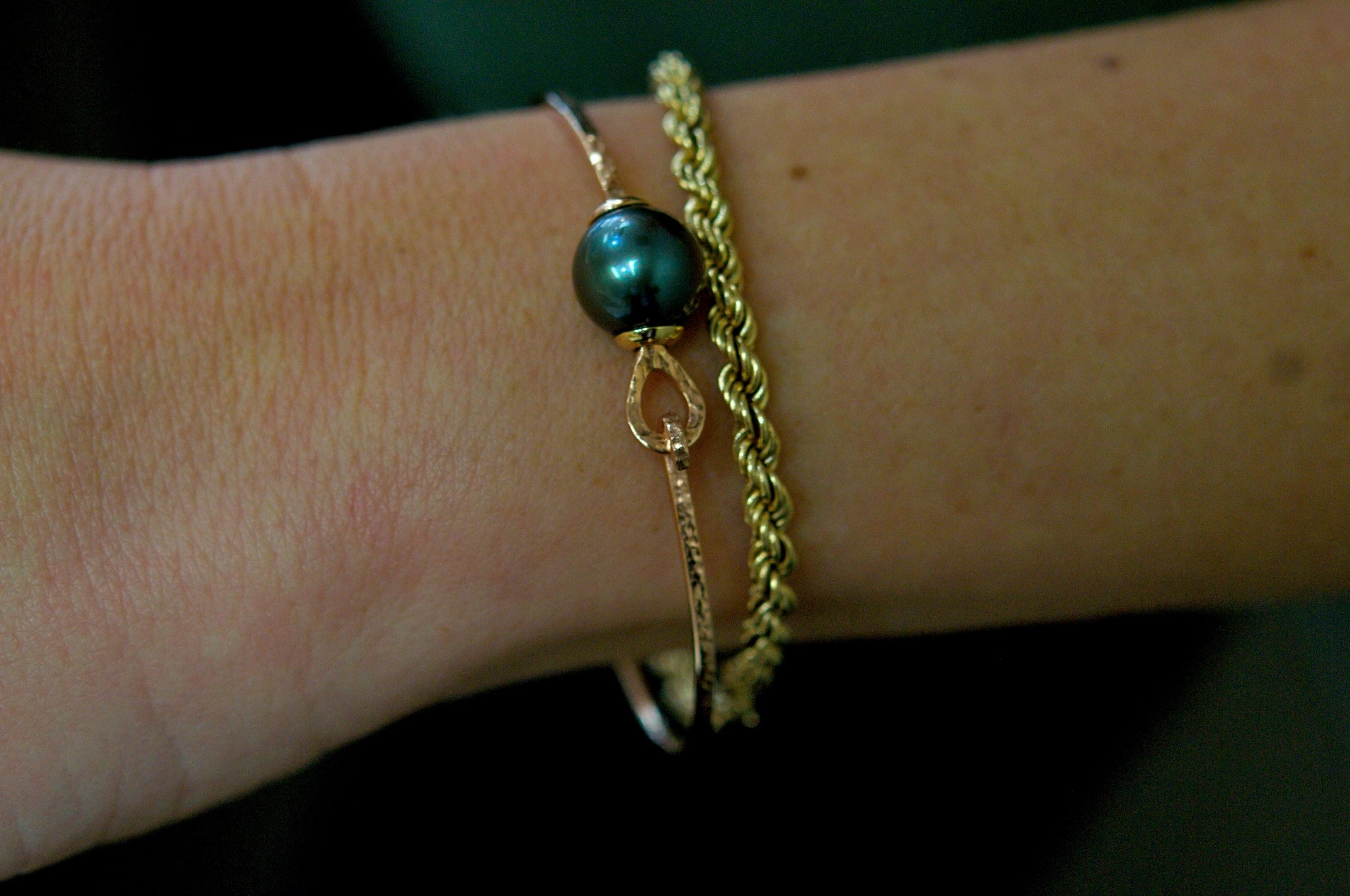 Moana Black Pearl Bracelet