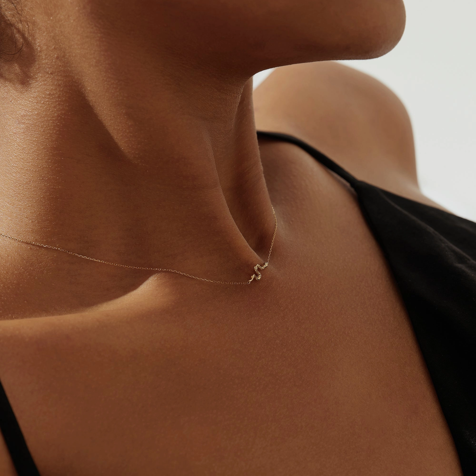 NEFERTITI | Diamond Snake Necklace