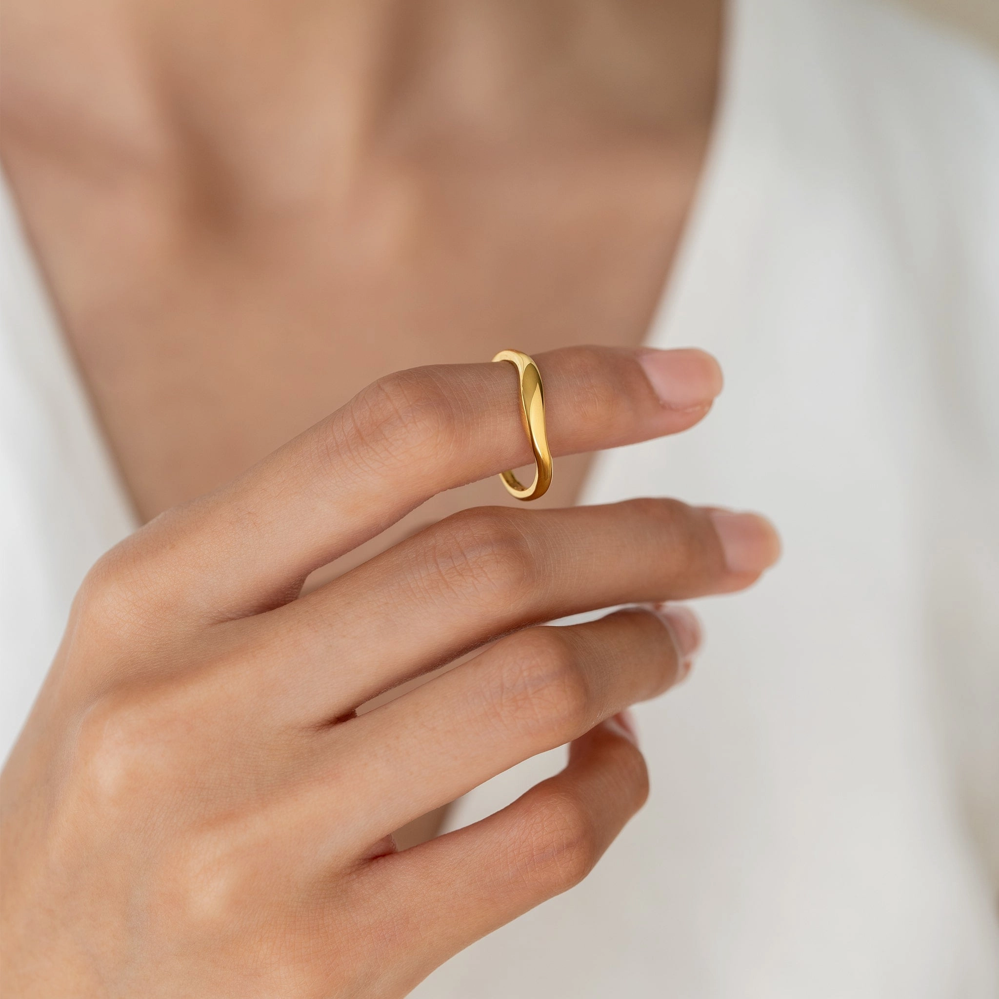 Organic Wavy Ring - Nyssa