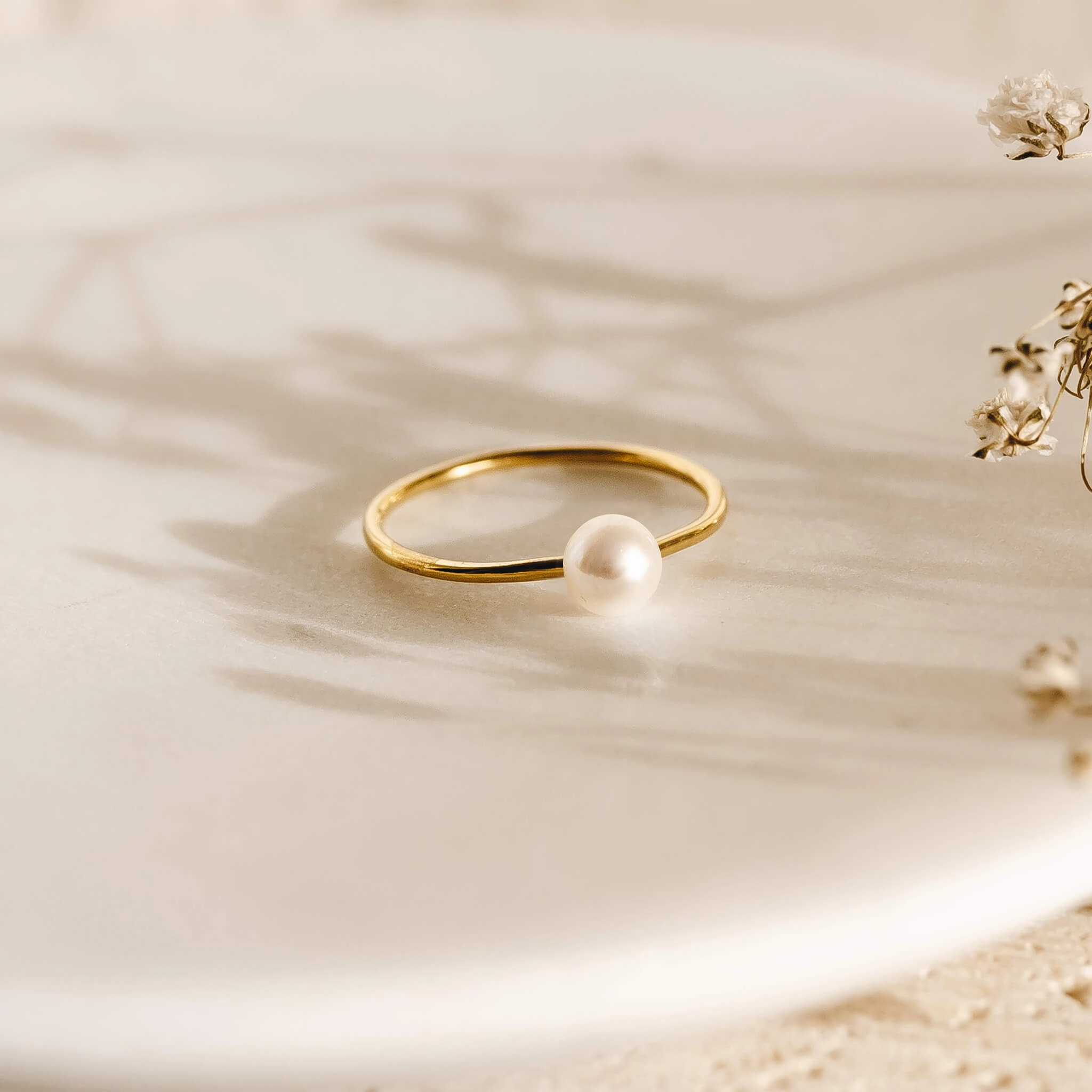 Pearl Ring - Lea