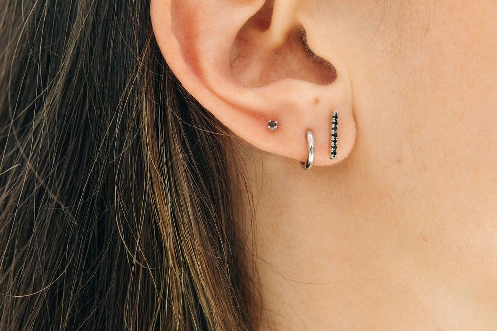 PLAIN BABY HOOP EARRINGS