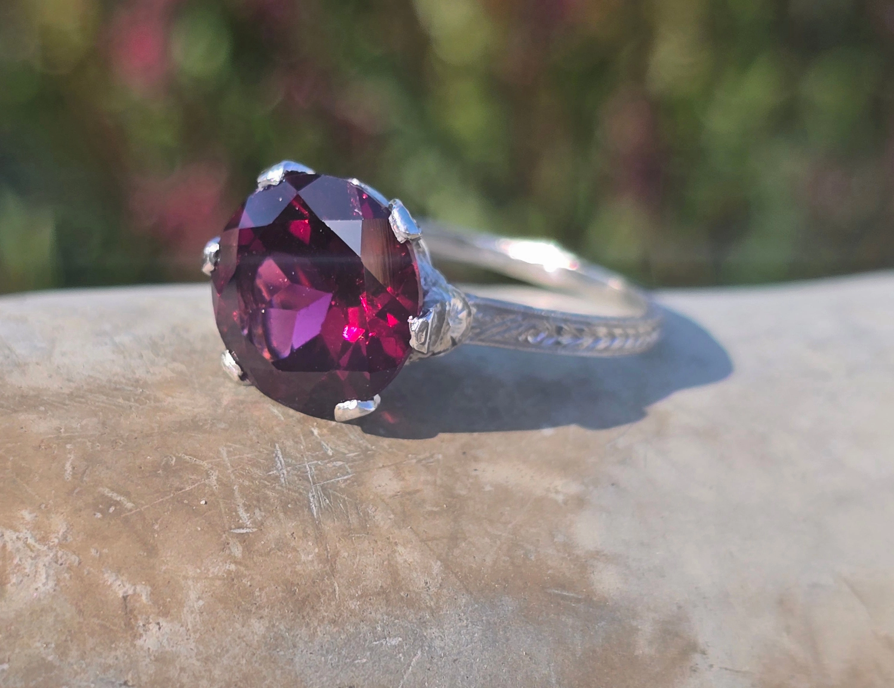Platinum solitaire rhodolite garnet estate Art Deco antique engraved ring