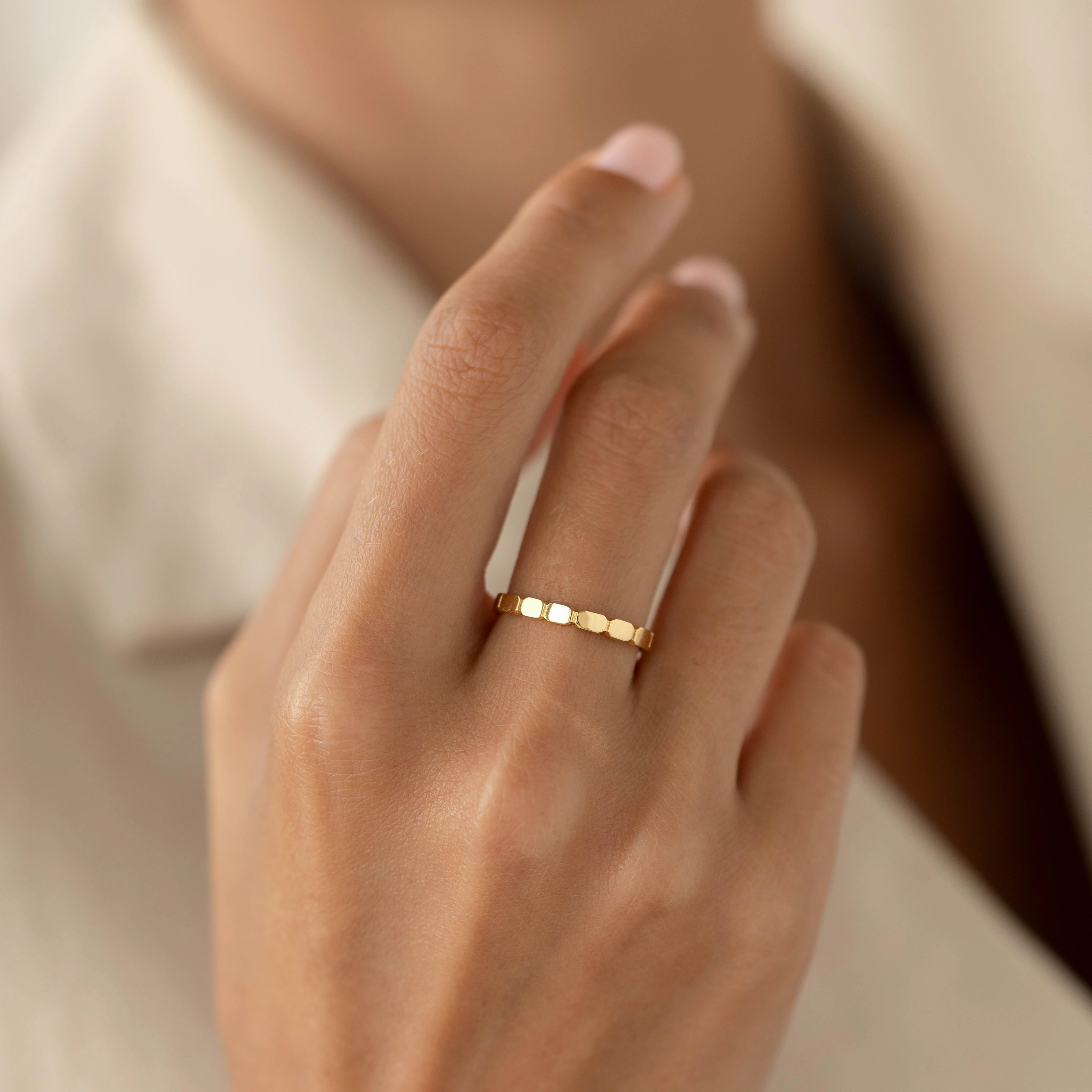 Ribbed Gold Ring - Mika