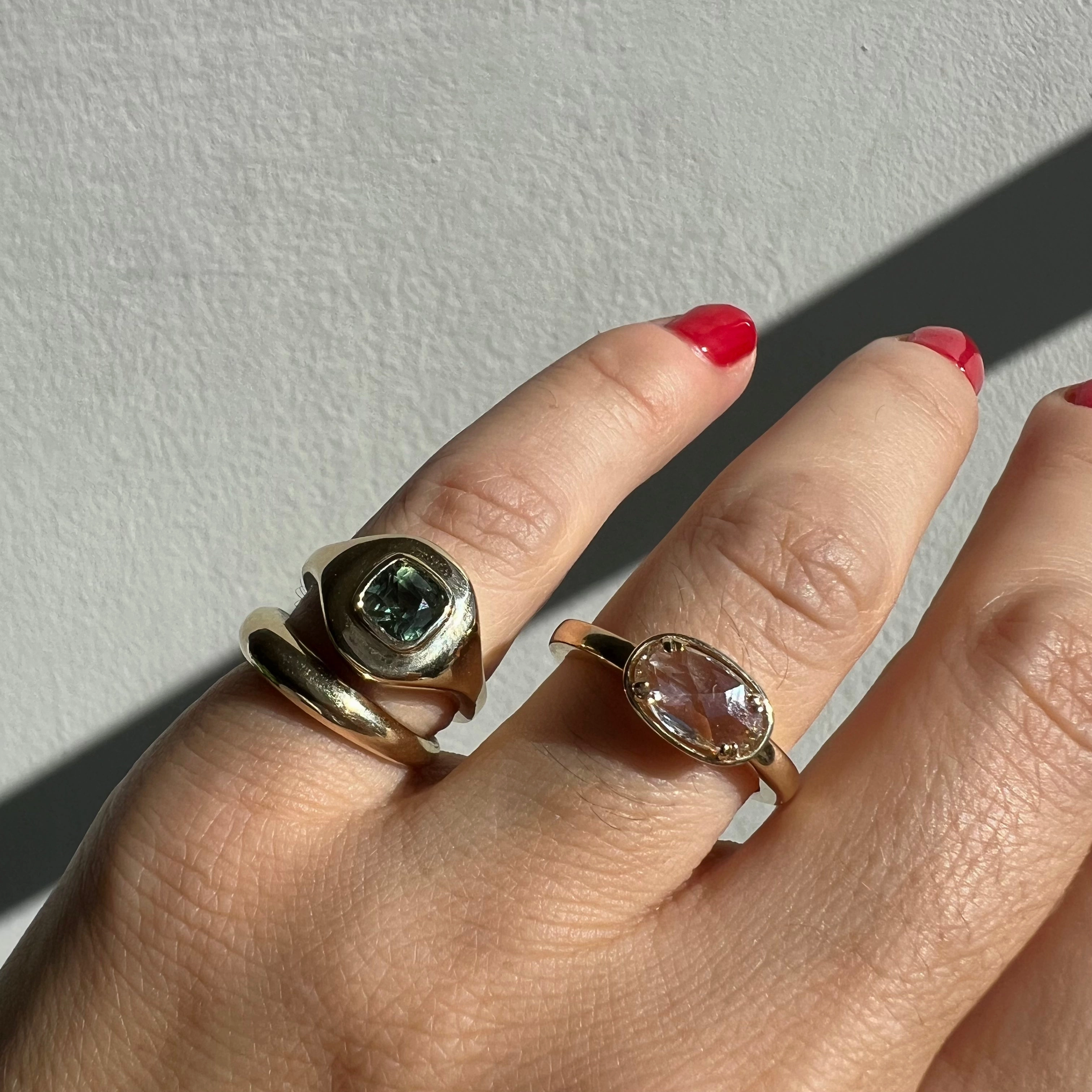 ROSE CUT OVAL DIAMOND BASKET RING