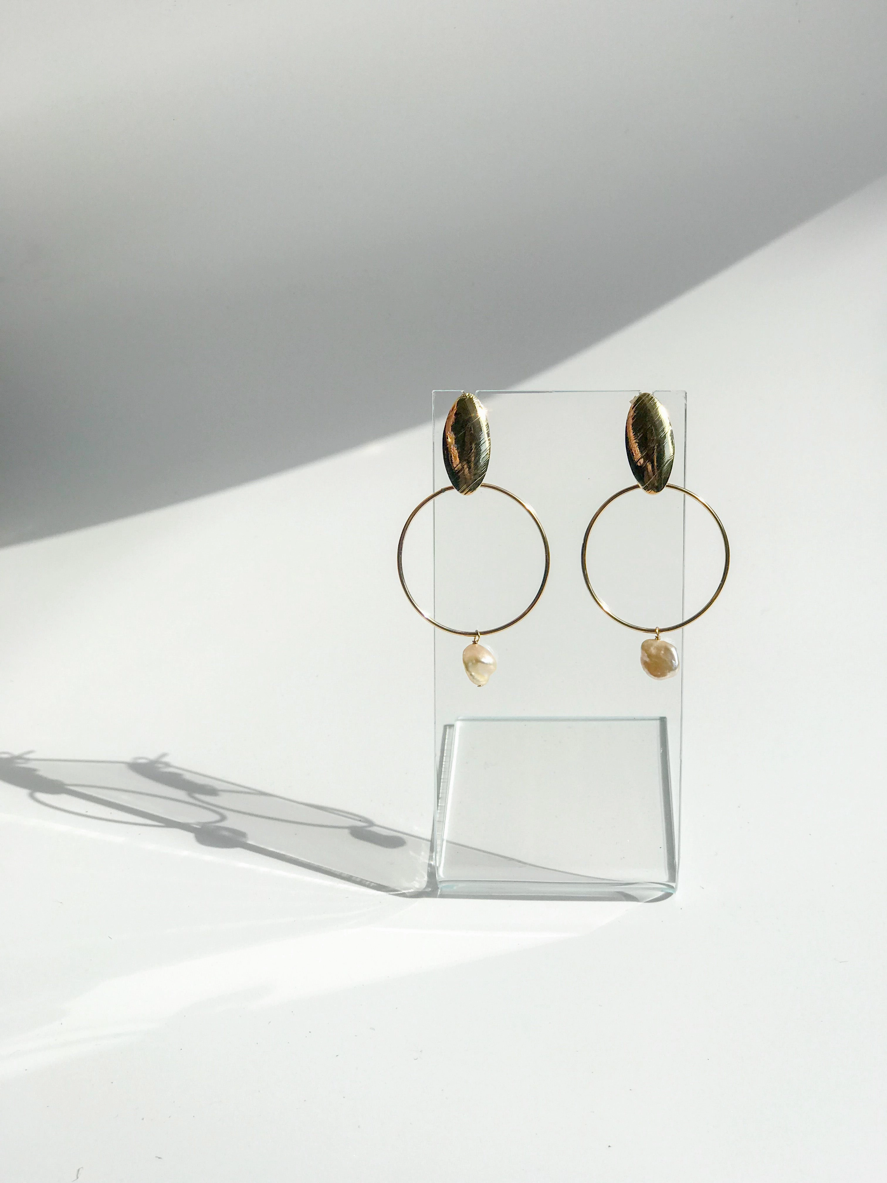 Saluto Earrings