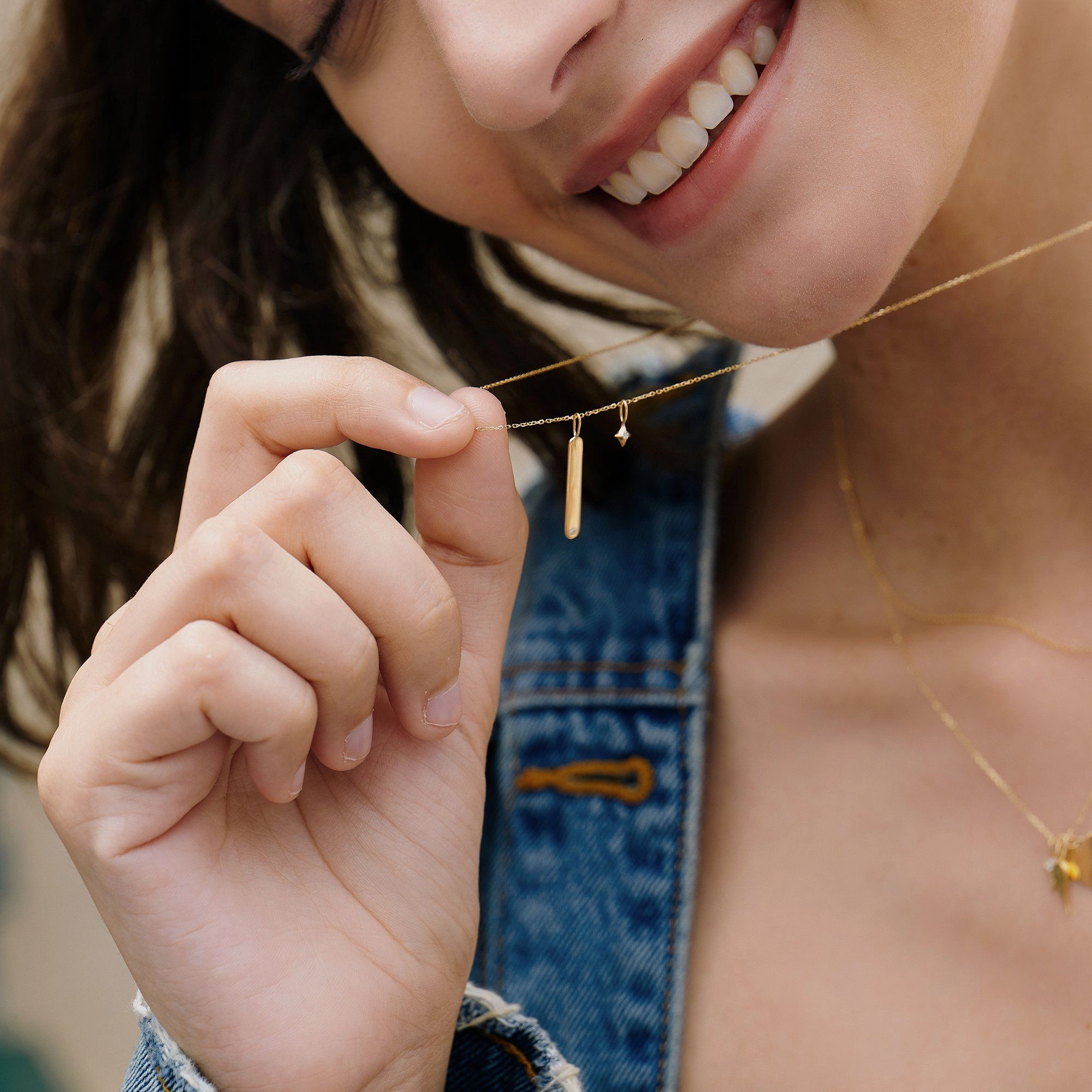 SHINE | Bar Charm With Diamond