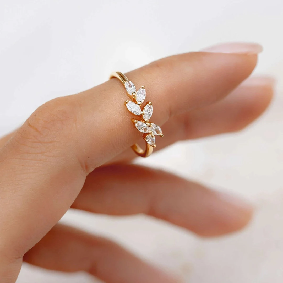 Silver Leaf Ring - Freya
