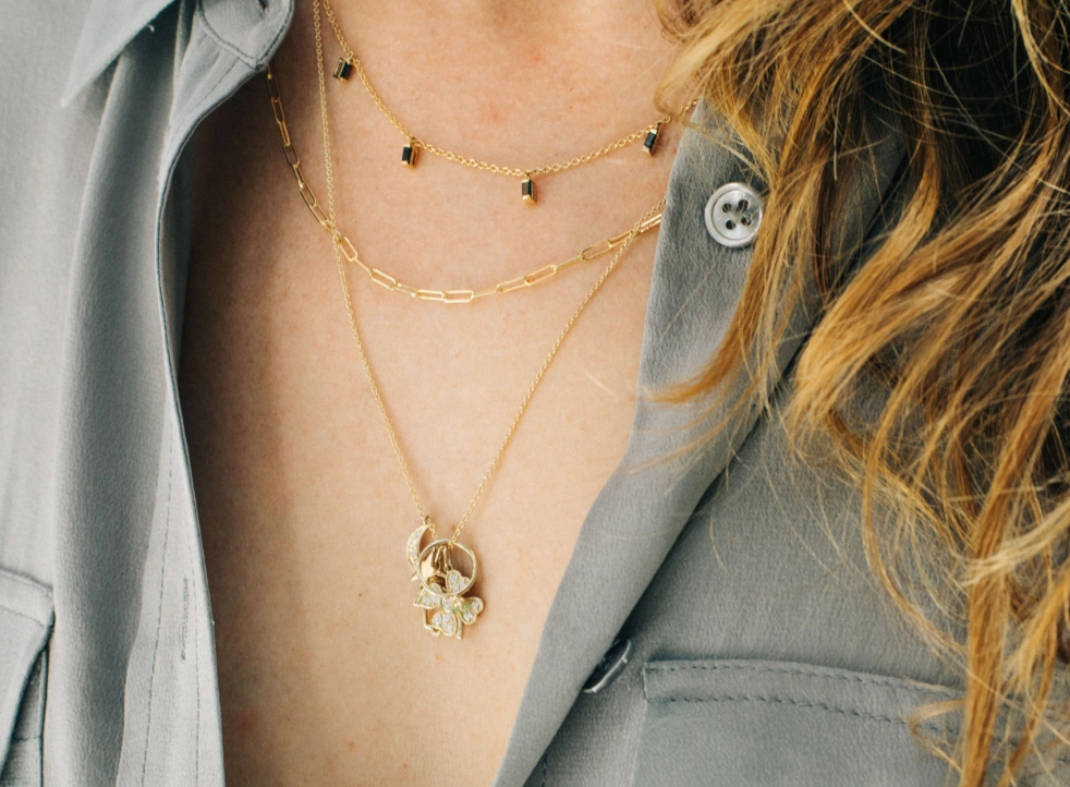 STAPLE CHAIN NECKLACE