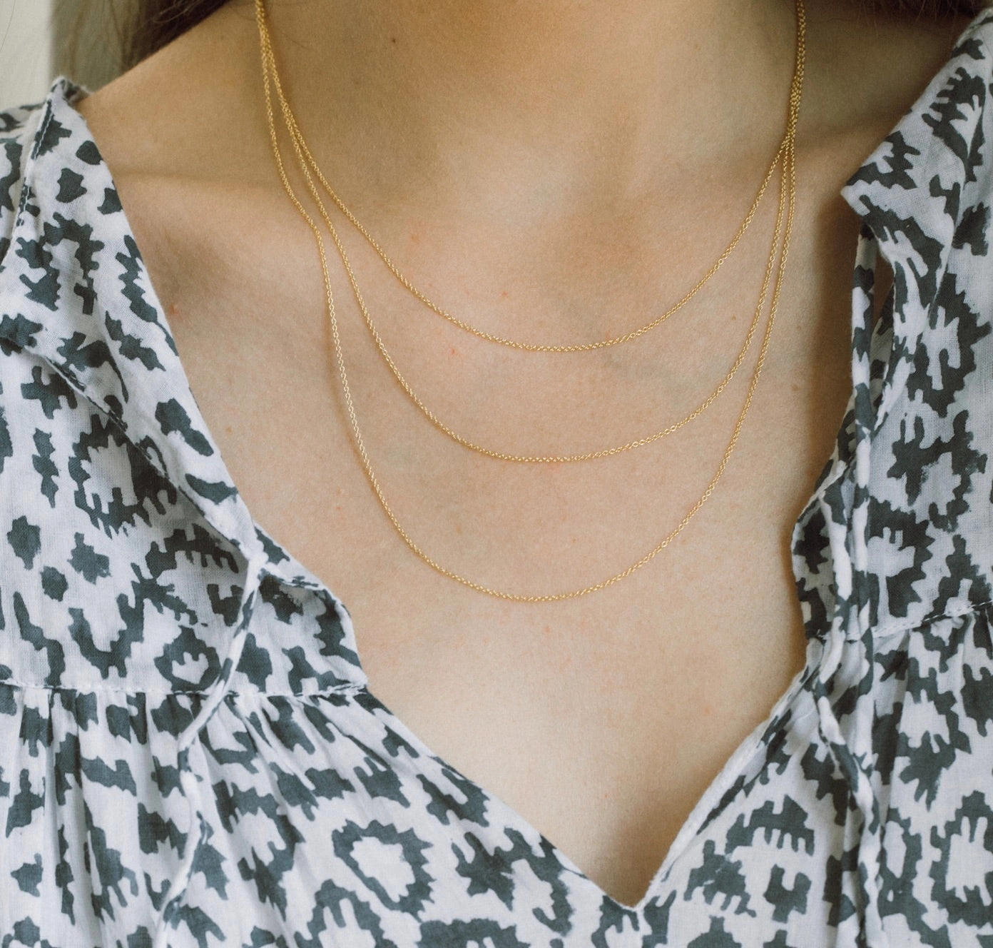 THIN CABLE CHAIN NECKLACE