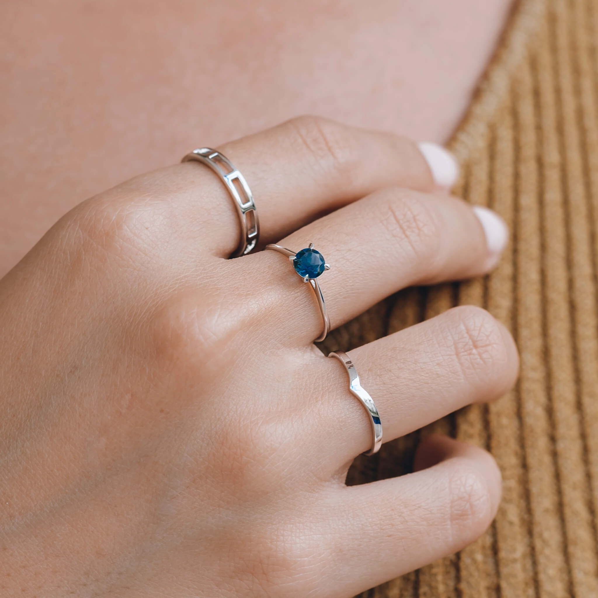 V Ring Silver - Nora